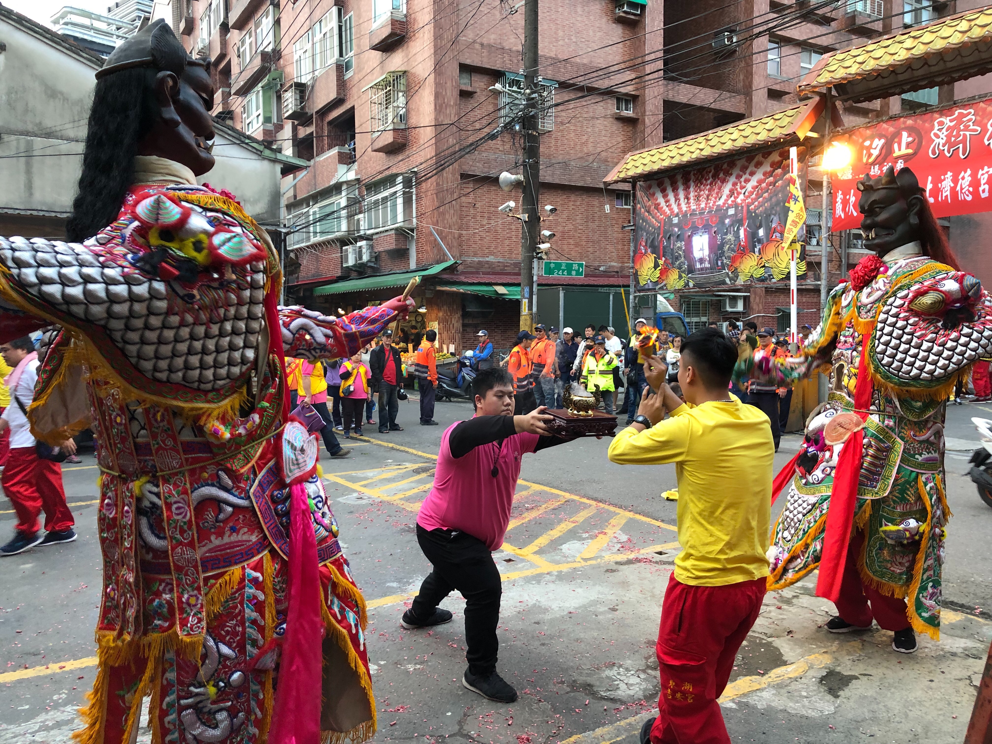 踅市場．拜媽祖